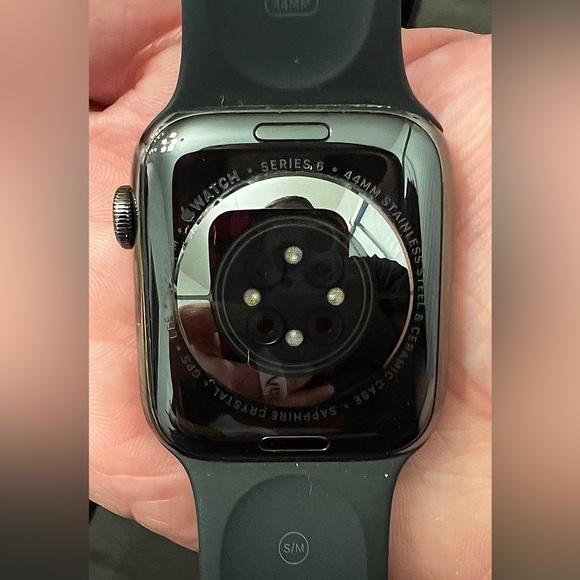Apple Watch Series 6 (GPS + Cellular) 44mm Ceramic Case with Black Sport Band - Picture 5 of 5